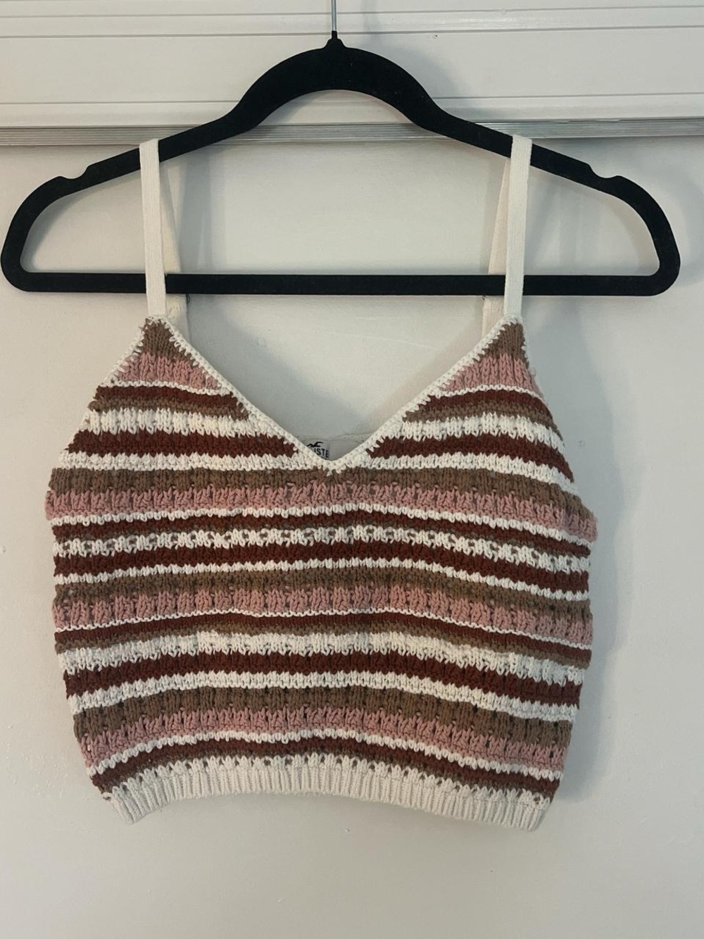 Hollister Striped V-Neck Knit Crop Top - Pink, Brown & White